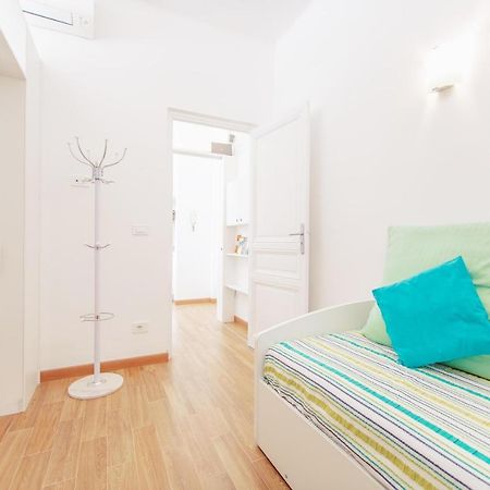 Cuore Di Sanremo Apartment And Free Parking Exterior foto